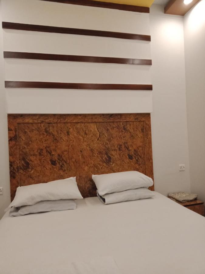 Airport Hotel Bed & Rest Karaçi Dış mekan fotoğraf
