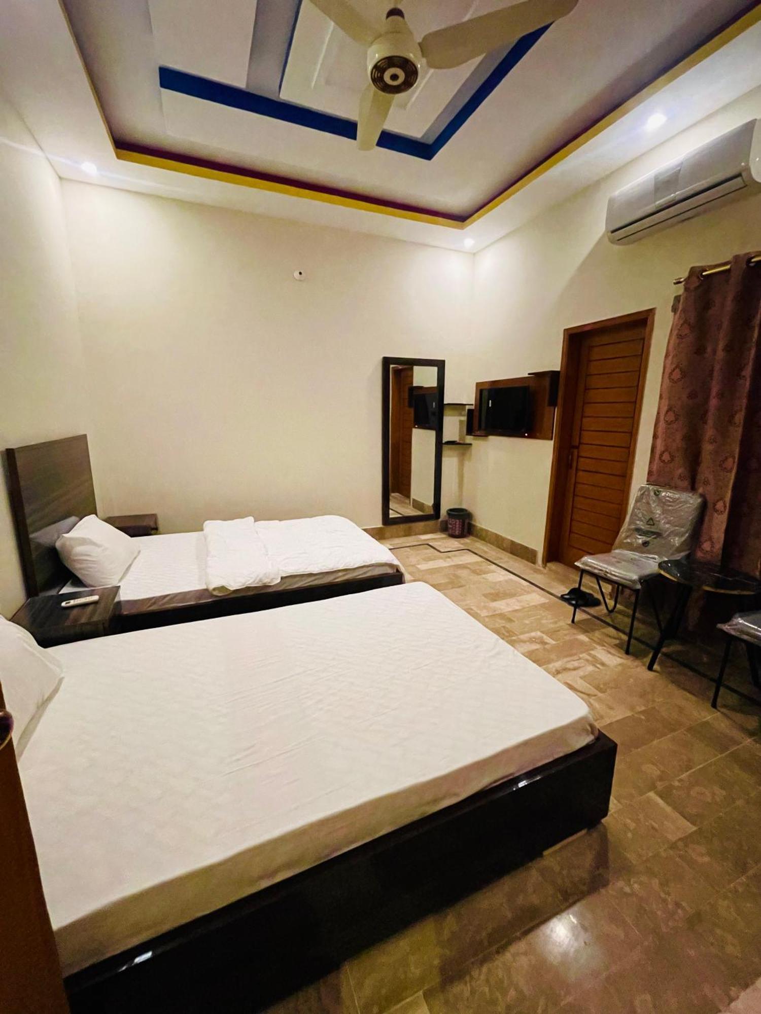 Airport Hotel Bed & Rest Karaçi Dış mekan fotoğraf