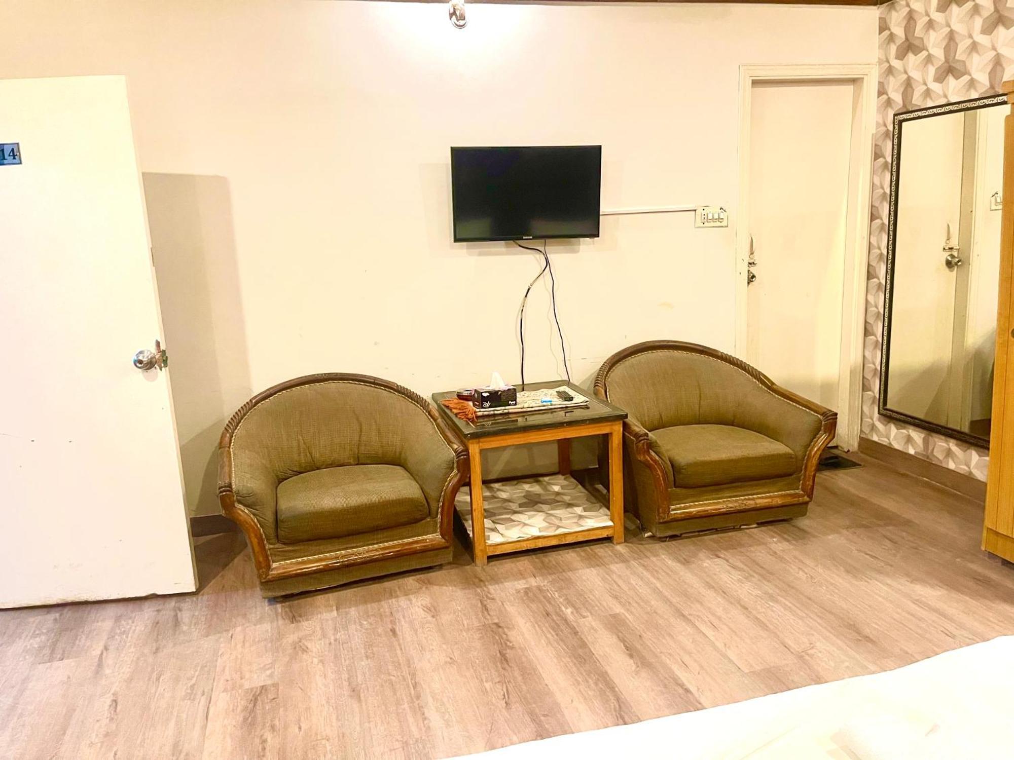 Airport Hotel Bed & Rest Karaçi Dış mekan fotoğraf