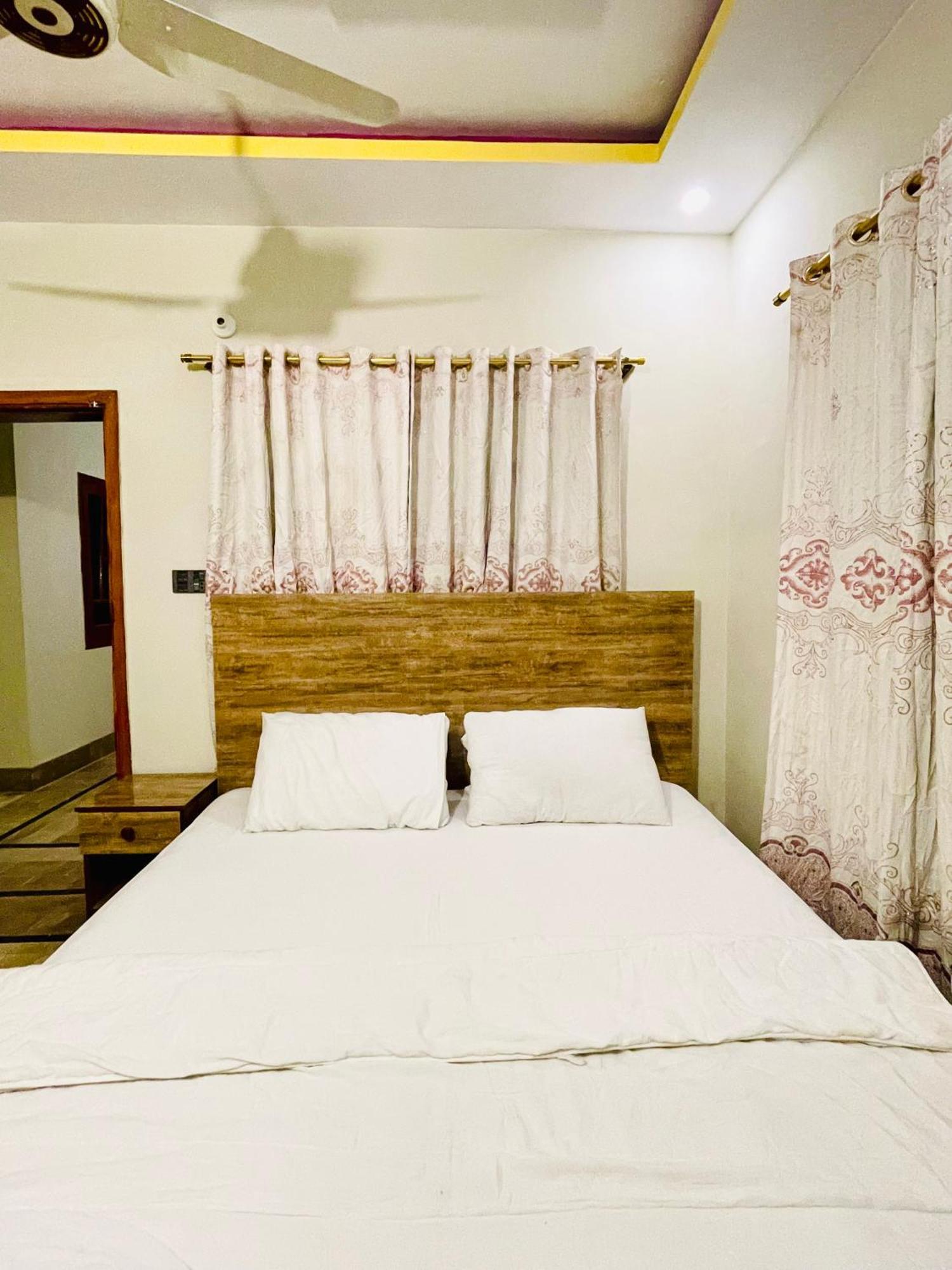 Airport Hotel Bed & Rest Karaçi Dış mekan fotoğraf