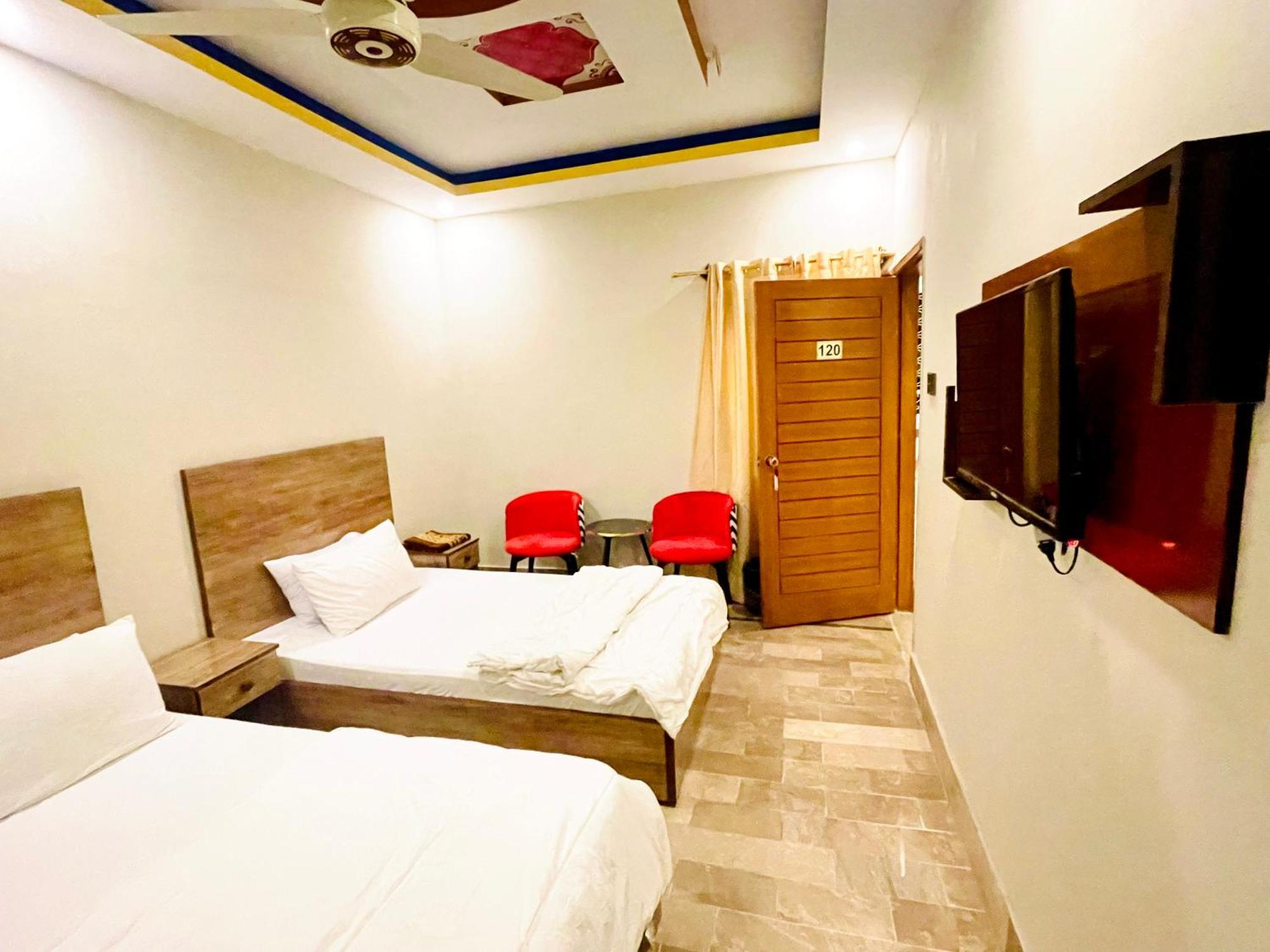Airport Hotel Bed & Rest Karaçi Dış mekan fotoğraf