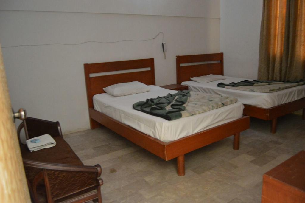 Airport Hotel Bed & Rest Karaçi Dış mekan fotoğraf